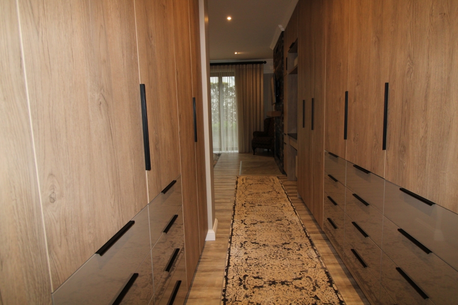 3 Bedroom Property for Sale in Kingswood Golf Estate Western Cape